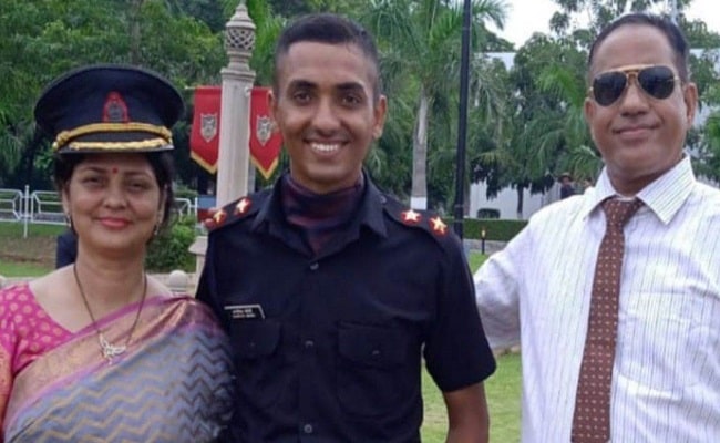 दीजिए बधाई - नैनीताल के कार्तिक जोशी बने भारतीय सेना में लेफ्टिनेंट