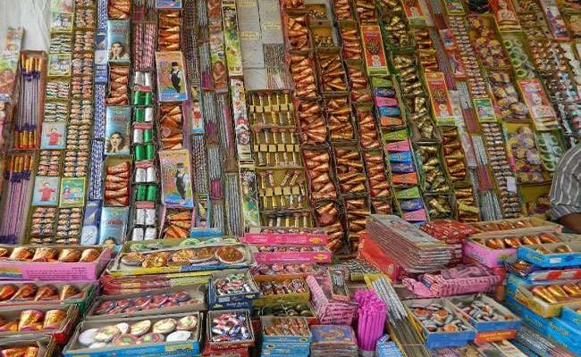 There will be no cracker market in Haldwani's Ramlila Maidan