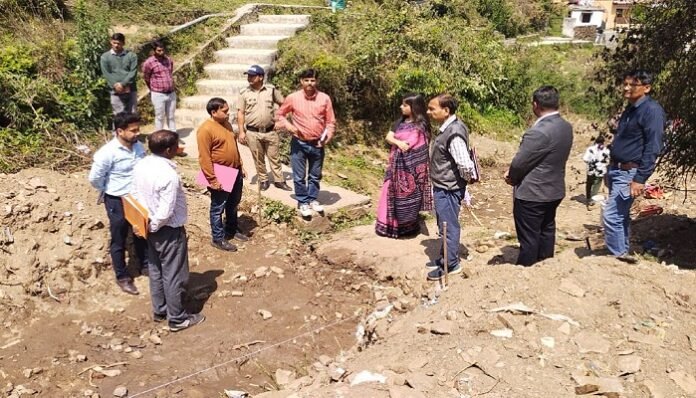 अनुबंध के मुताबिक काम नहीं करने वाले ठेकेदार पर होगी कार्यवाही