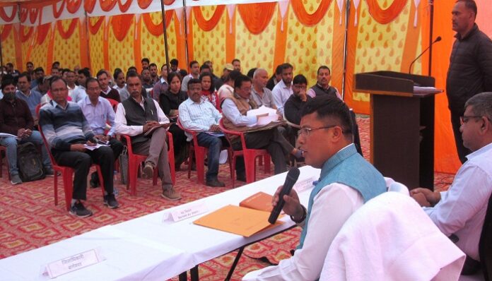 विधायक सुरेश गढ़िया ने की विकास कार्यों की समीक्षा