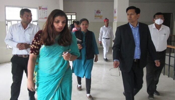 मंडलायुक्त ने ली बैठक, चर्चा उपरांत लिया निर्णय