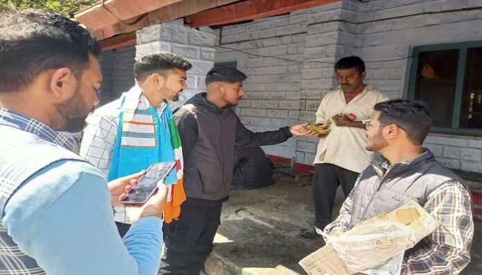 एनएसयूआई कार्यकर्ताओं ने धूमधाम से मनाया संगठन का स्थापना दिवस