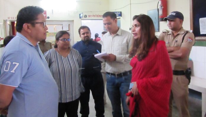 बाहर से जांच व दवा खरीदवाने पर सख्त कार्रवाई के निर्देश