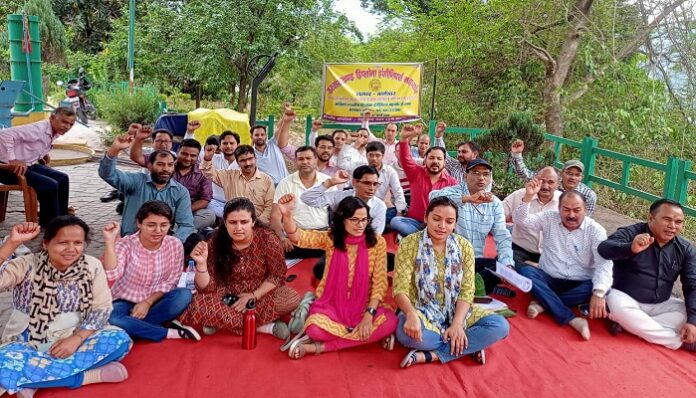 अनसुनी से डिप्लोमा इंजीनियर्स खफा, प्रदेश व्यापी आंदोलन की तैयारी