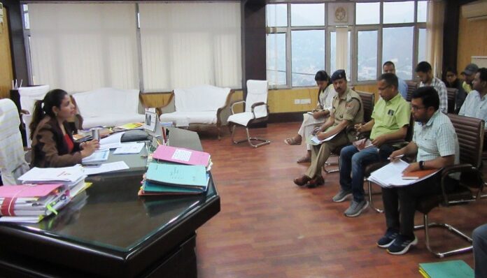 अतिक्रमण चिह्नित करें और कोताही सहन नहीं होगी-अनुराधा