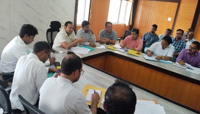 अतिक्रमण की चपेट में आई सरकारी परिसम्पतियों का ब्योरा मांगा