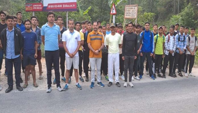 निःस्वार्थ भाव से युवाओं का भविष्य तराशने में जुटे हैं कैप्टन नारायण सिंह