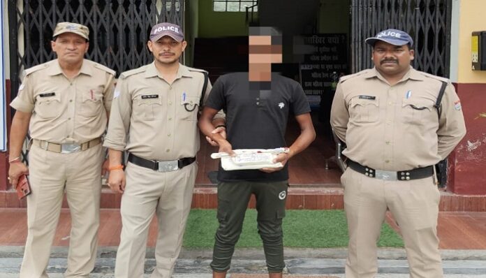 ढाई माह में हत्थे चढ़ा चोर, वारदात का खुलासा