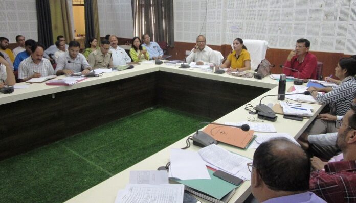 विकास कार्यक्रमों के क्रियान्वयन को बने रोड मैप