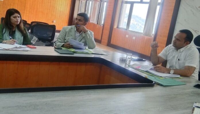 जल जीवन मिशन के कार्यों में कोताही बरतने से बचें-तोमर