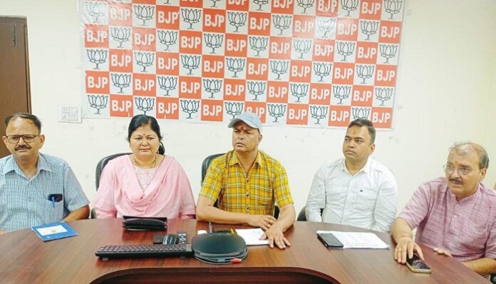 ऐतिहासिक कार्यों से घबराकर निराधार आरोप मढ़ रहा विपक्ष—इंद्र​ सिंह