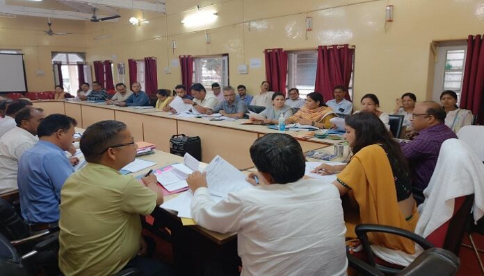 वन भूमि हस्तांतरण के 45 प्रकरण लंबित