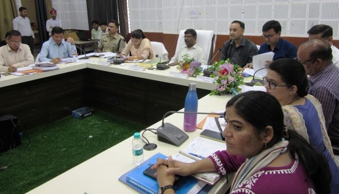 राज्य के मुख्य चुनाव अधिकारी षणमुगम पहुंचे बागेश्वर