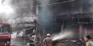 UP News : इलेक्ट्रॉनिक शोरूम में लगी आग, 5 लोगों की जलकर मौत