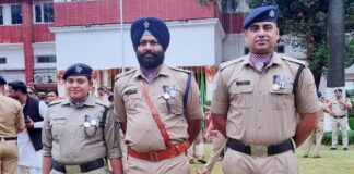 अल्मोड़ा जिले के 03 पुलिस कार्मिकों को सराहनीय सेवा सम्मान