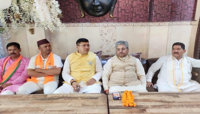 विकास के दम पर उपचुनाव बहुमत से जीत रही भाजपा: गौतम