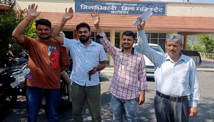 चेंबर समेत पेयजल लाइन ध्वस्त, संकट पैदा