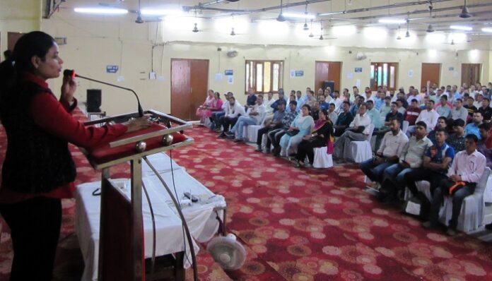 बागेश्वर विधानसभा उपचुनाव: मतदान की गोपनीयता बनाई रखने के निर्देश