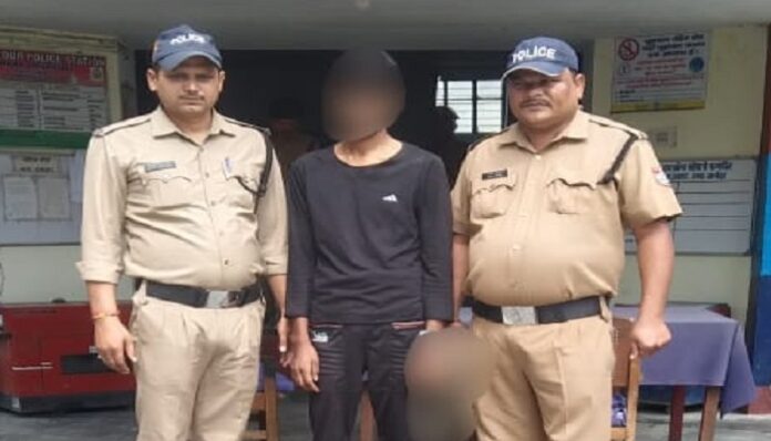 युवती की अश्लील फोटो वायरल, मुजफ्फरनगर से पकड़ा आरोपी युवक