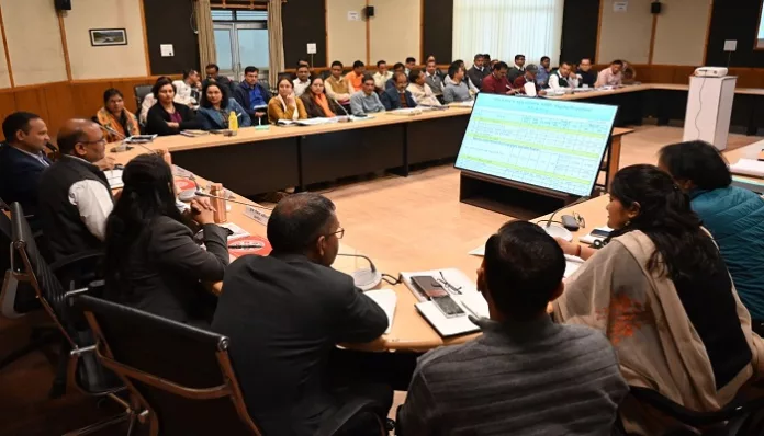 योजनाओं पर अक्टूबर तक 70 फीसदी धनराशि खर्च करने के निर्देश