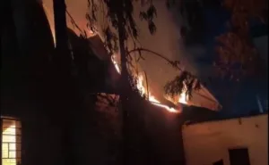 दुःखद खबर : दस्ताना बनाने वाली फैक्ट्री में लगी भीषण आग, 6 श्रमिकों की मौत