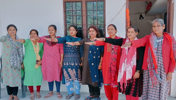 स्वयं सहायता समूह की महिलाओं ने रैलापाली में चलाया जागरुकता अभियान