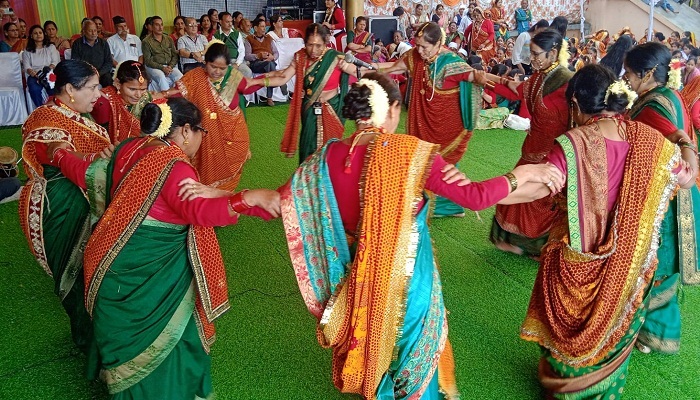 सांस्कृतिक जुलूस व झोड़ा—चांचरी की धूम से ​नंदादेवी मेले की चकाचौंध