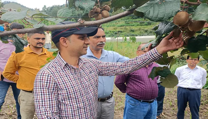 किसानों की आर्थिकी बढ़ाने को उठाएं ठोस कदम—भटगांई