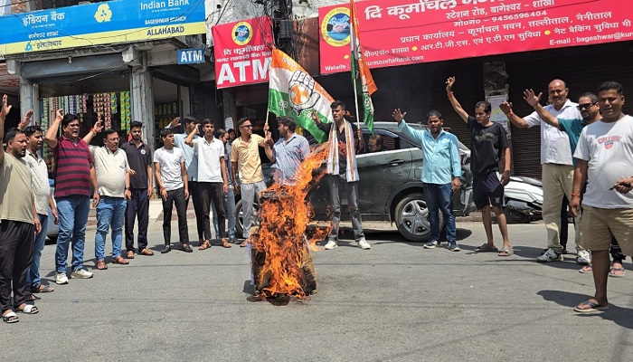 महिला अपराध बढ़ने से भाजपा सरकार को लिया आड़े—हाथों