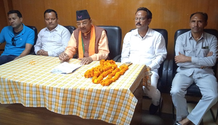 कांग्रेस में शिष्टाचार समाप्त—अजय भट्ट