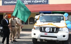 डोर—टू—डोर कूड़ा उठाएगी पालिका, कूड़ा संग्रहण वाहन संचालित