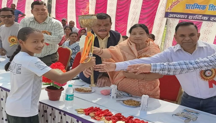 प्राइमरी स्कूलों की शीतकालीन सांस्कृतिक व खेलकूद प्रतियोगिताएं शुरु