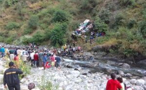 सल्ट बस हादसा अपडेट : अब तक 36 यात्रियों की मौत की पुष्टि