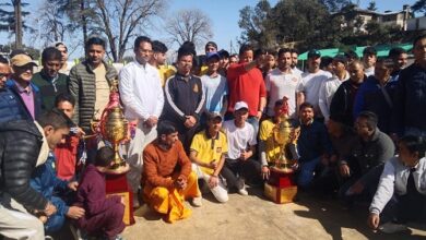 रानीखेत के नरसिंह मैदान में छठे जय श्री राम क्रिकेट टूर्नामेंट का शुभारंभ