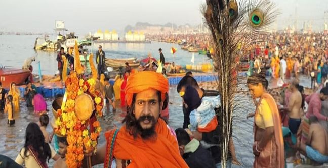 MahaKumbh: माघ पूर्णिमा पर उमड़ा जनसैलाब, व्यवस्था संभालने 15 जिलों के DM तैनात