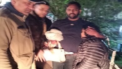 नैनीताल : देर रात सेल्फी लेते वक्त झील में​ जा गिरी महिला