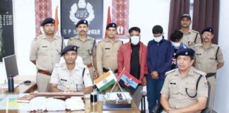 अवैध चरस के साथ 3 तस्कर गिरफ्तार