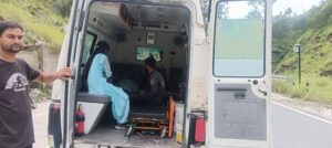 क्वारब के समीप रपटी बाइक, युवक घायल