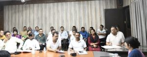 हल्द्वानी: डीएम वंदना ने सुनी पार्षदों की समस्याएं, लिए बड़े विकास फैसले