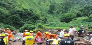 बागेश्वर में बादल फटने से तबाही, 2 की मौत, 3 लापता; बचाव कार्य जारी