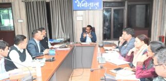 डीएम रयाल सख्त