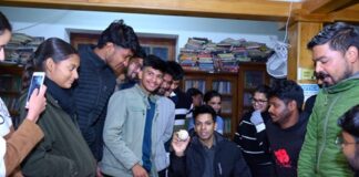 DM अंशुल सिंह के प्रयासों से राजकीय पुस्तकालय का कायाकल्प