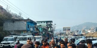 टैक्सी चालकों को ओवरलोडिंग और नशे में ड्राइविंग के खिलाफ दी चेतावनी