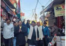 अल्मोड़ा में अंकिता भंडारी हत्याकांड को लेकर सड़कों पर जनसैलाब अल्मोड़ा में अंकिता भंडारी हत्याकांड को लेकर सड़कों पर जनसैलाब