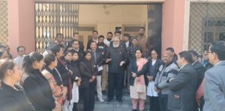 न्याय के पहरेदारों का फूटा गुस्सा, सिस्टम के खिलाफ खोला मोर्चा