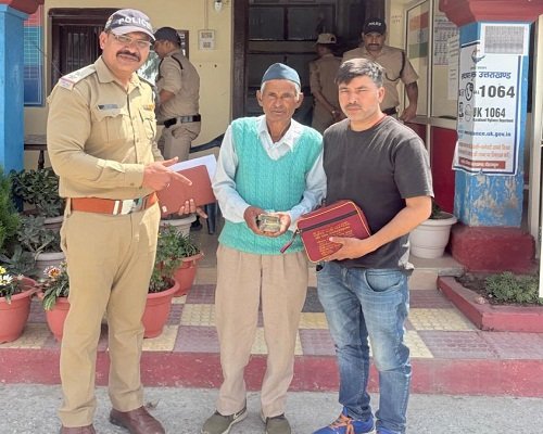 10almp2 01.67 लाख रूपये गुम हुए, तो उड़ गए होश