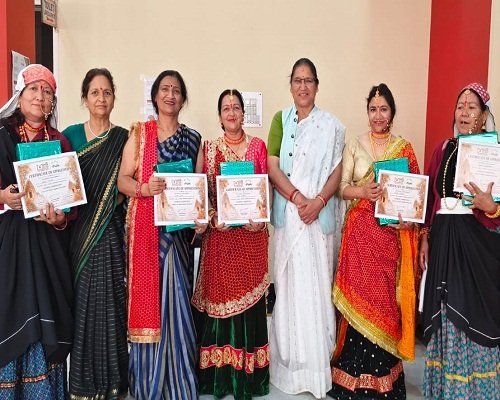 24almp7 अल्मोड़ा में कुकिंग प्रतियोगिता