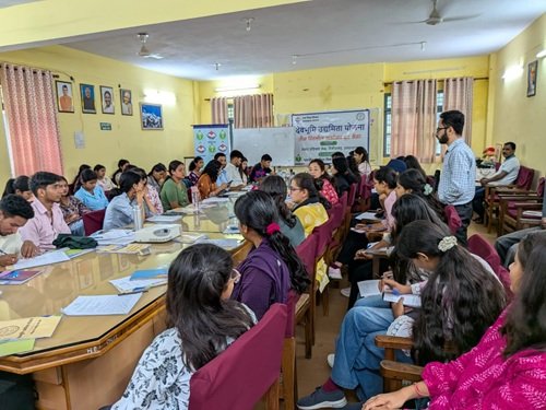08 PIT 1 देवभूमि उद्यमिता योजना: पिथौरागढ़ में तीन दिवसीय आवासीय बूट कैंप का सफल समापन