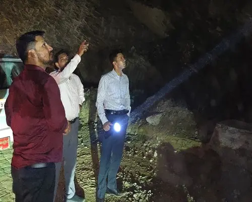 14almp1 क्वारब बाईपास सड़क मार्ग पर भारी एवं ओवरलोड वाहनों से बढ़ा जोखिम
