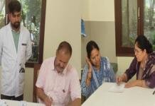 अल्मोड़ा: नामी सर्जन डा. कुनियाल और अंतर्राष्ट्रीय योग प्रशिक्षिका डा. ज्योत्सना ने दी मुुफ्त सेवा नामी सर्जन डा. कुनियाल और अंतर्राष्ट्रीय योग प्रशिक्षिका डा. ज्योत्सना ने दी मुुफ्त सेवा